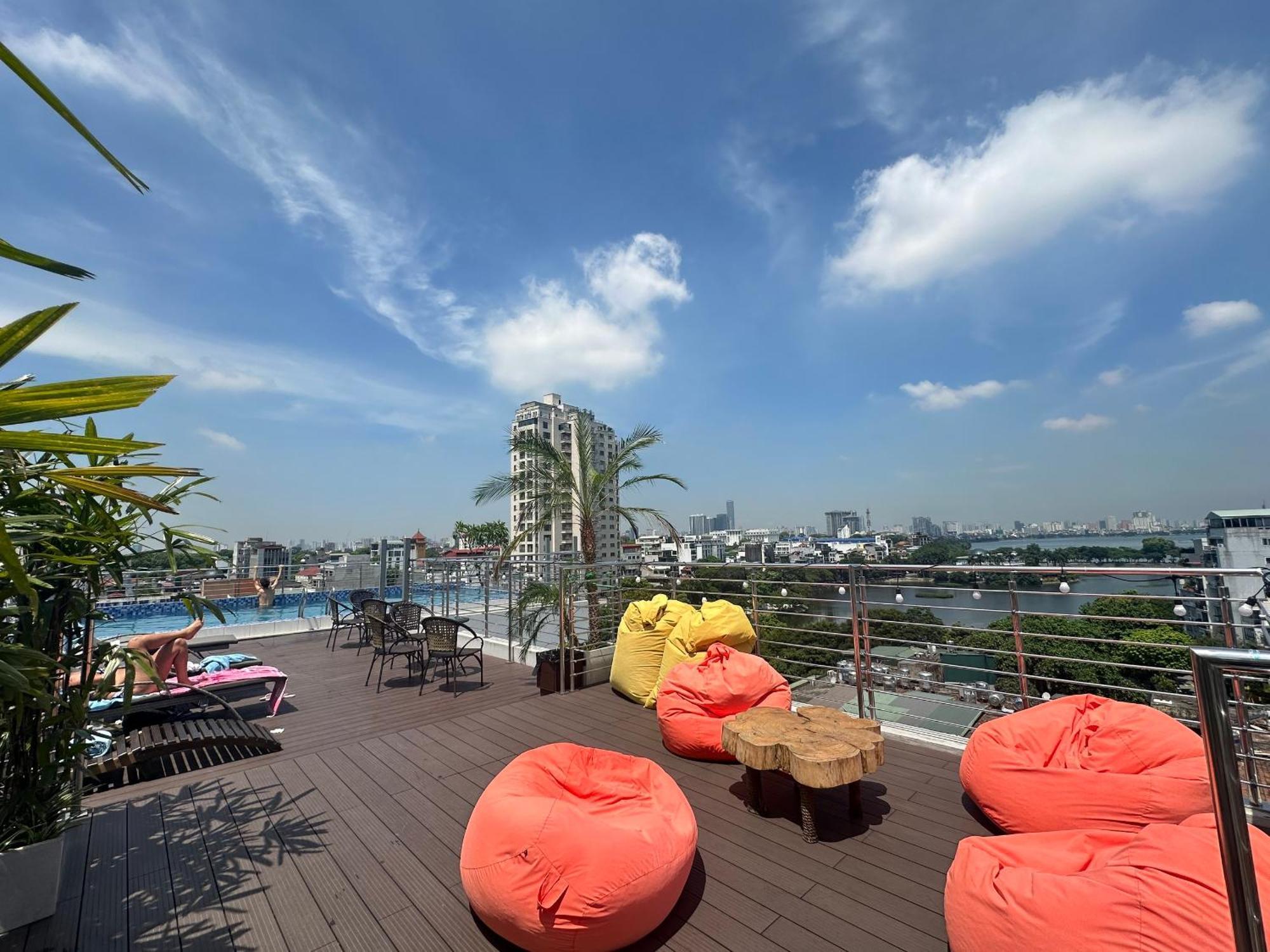 Luxe Paradise Premium Hotel Hanoi Buitenkant foto