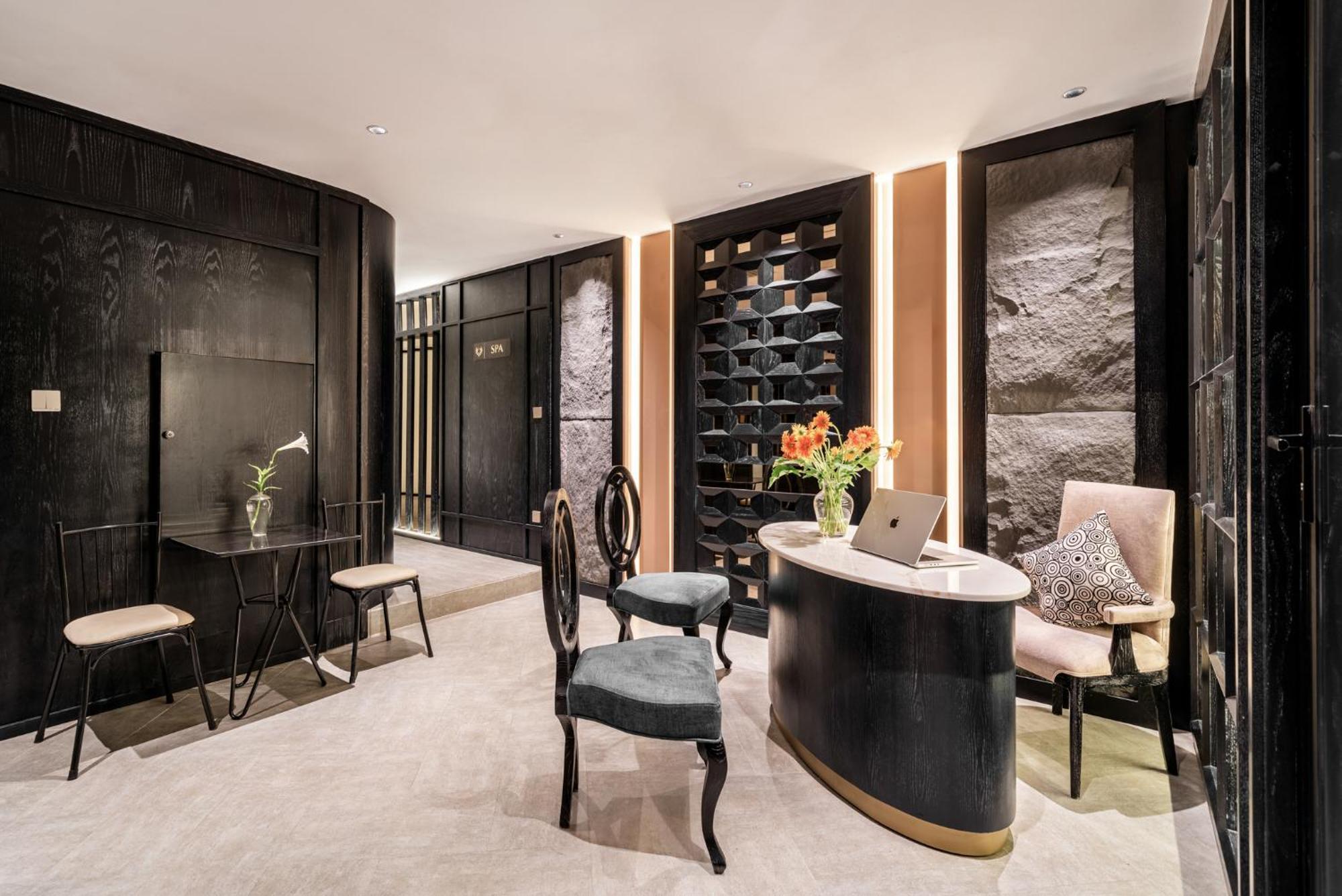 Luxe Paradise Premium Hotel Hanoi Buitenkant foto