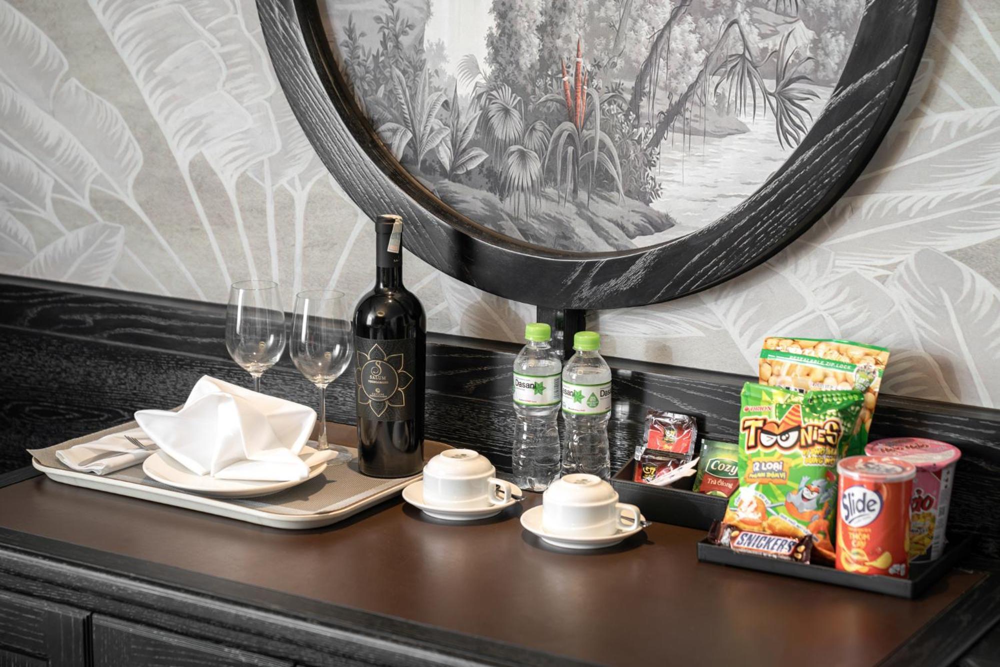 Luxe Paradise Premium Hotel Hanoi Buitenkant foto